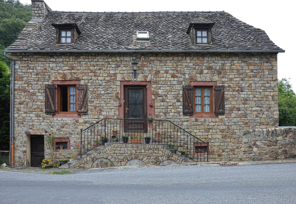 isoler murs maison en pierre